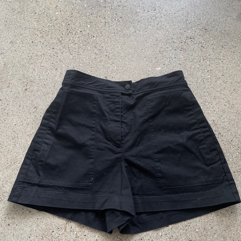 Aritzia high rise shorts - BLACK